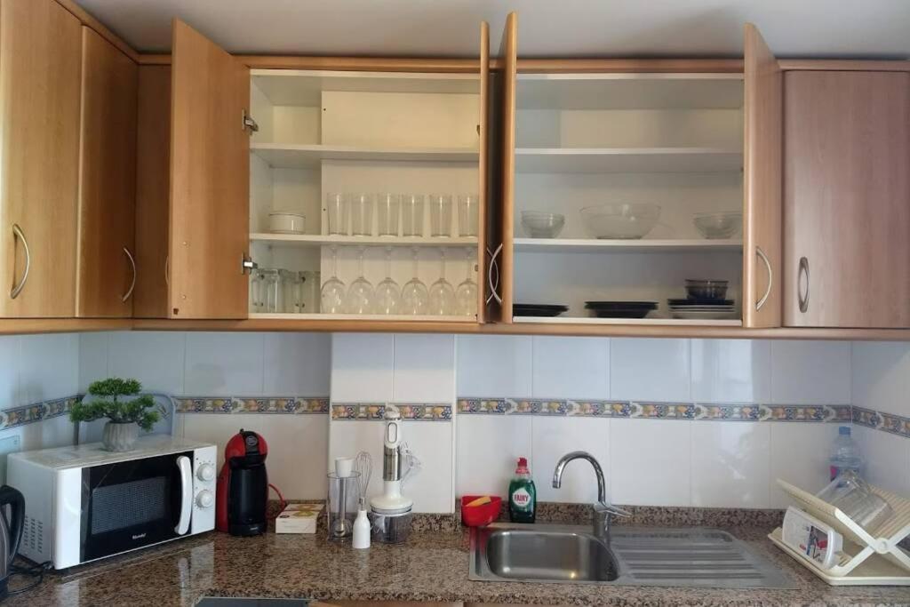 Апартаменти Bright & Spacious Apt - Panoramic Views! Алтеа Екстер'єр фото