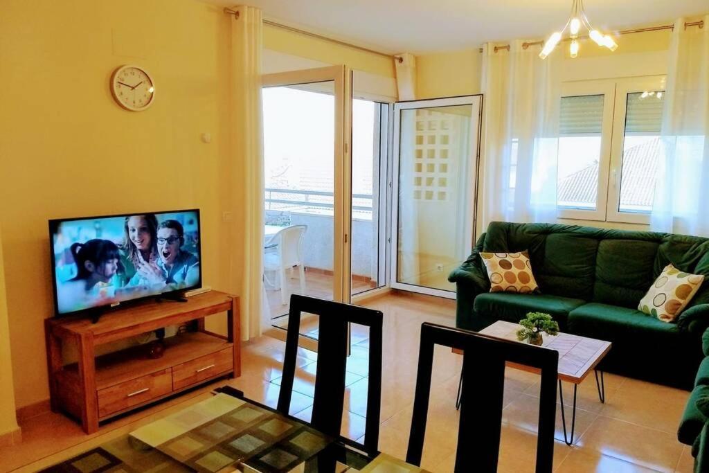 Апартаменти Bright & Spacious Apt - Panoramic Views! Алтеа Екстер'єр фото